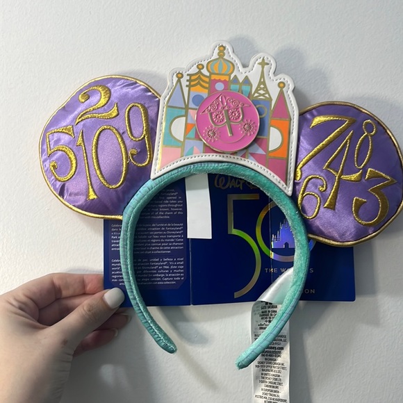 Disney’s Mickey The Main Attraction “It’s a Small World” Ears and Pin Bundle - Picture 2 of 6